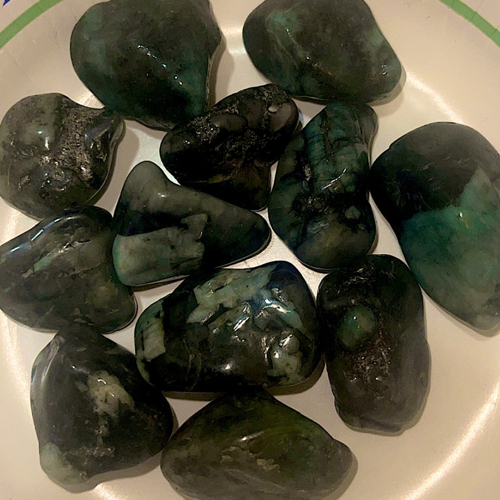 Brazilian Emerald, Mica, Indigenous Stone💚 Tumbled & Super Polished - Picture 10 of 16